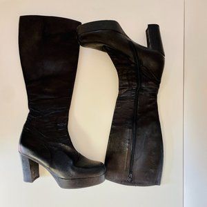 VARDA 100% black leather boots